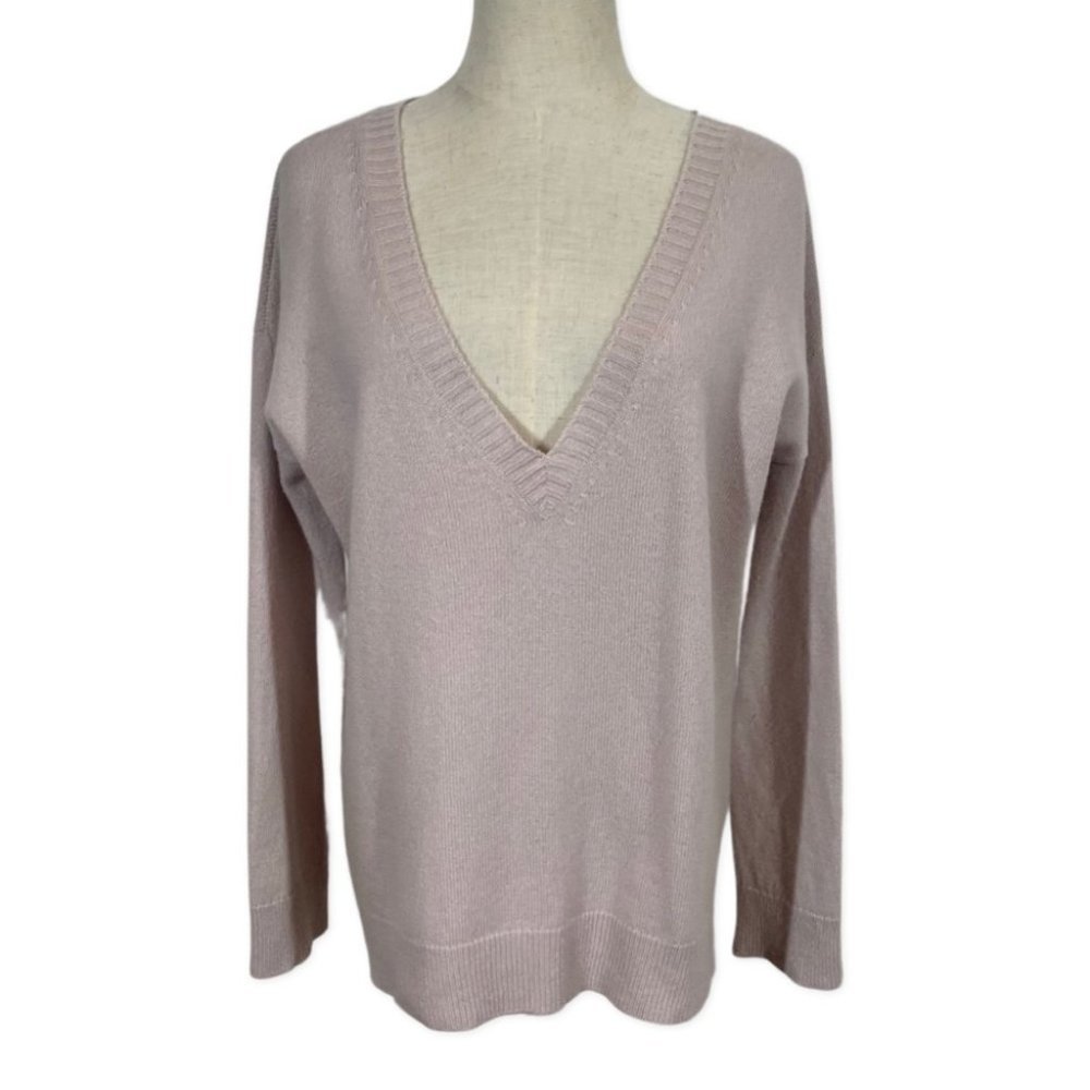 Frances Austen Reversible V 100% Scottish Cashmere in Blush - Picture 6 of 10